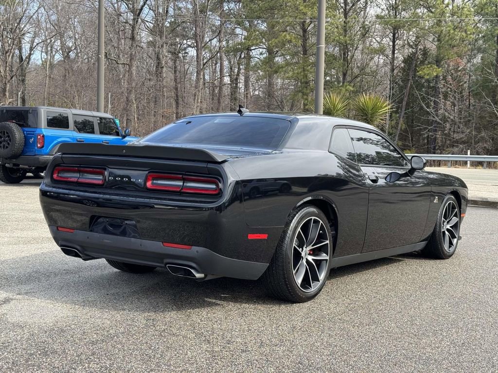 Used 2018 Dodge Challenger R/T Scat Pack w/ Leather Interior Group image 21
