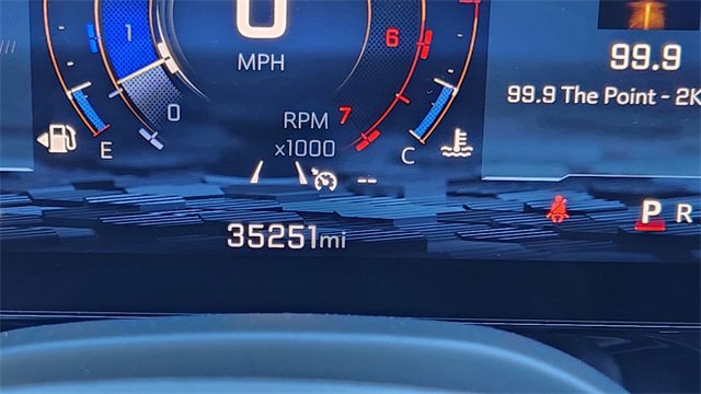 Used 2025 Chevrolet Suburban LT image 38