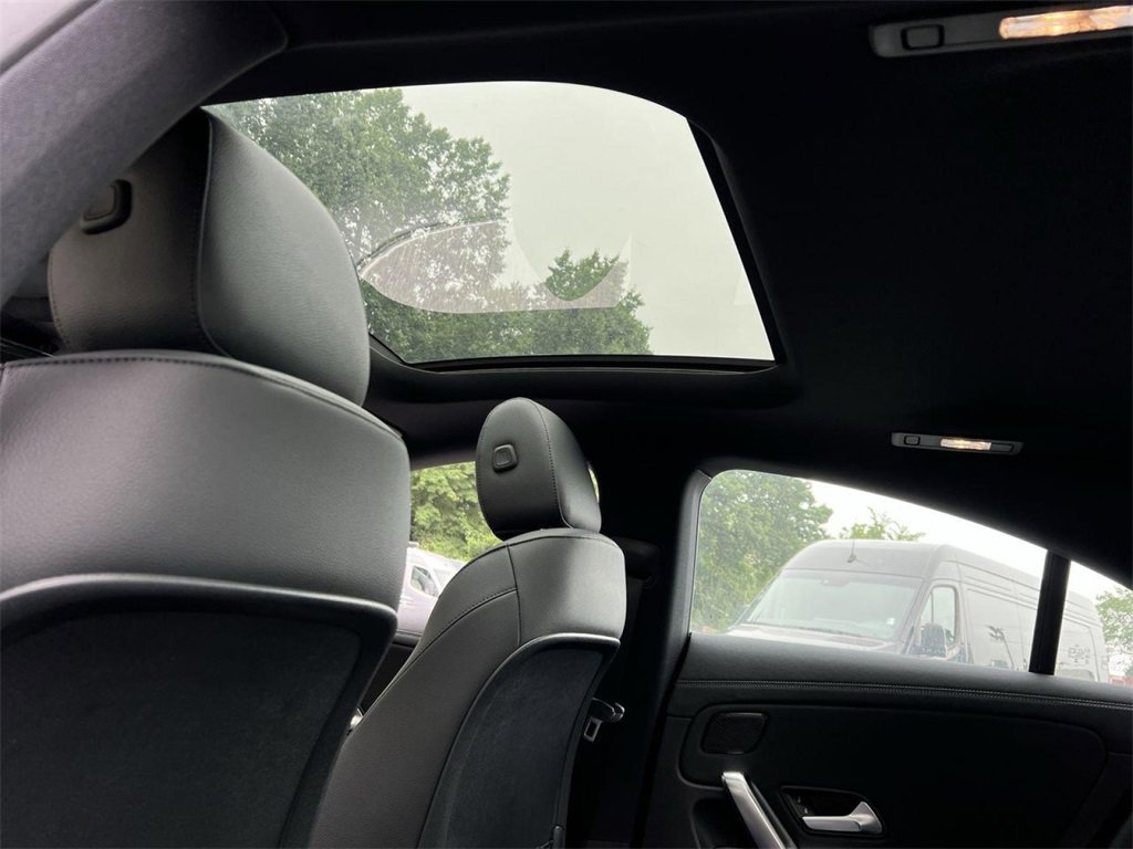 Certified 2025 Mercedes-Benz CLA 250 4MATIC image 22