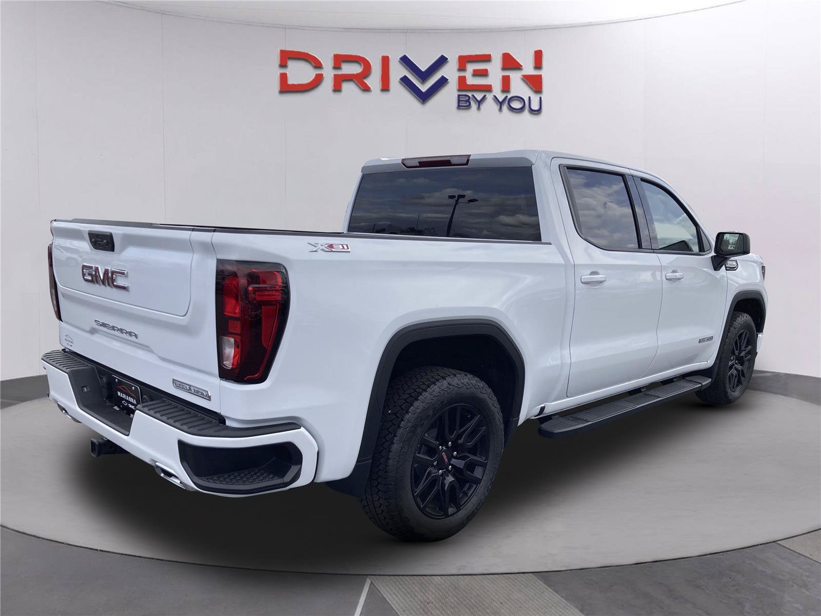 New 2026 GMC Sierra 1500 Elevation w/ X31 Off-Road Package AWD/4WD image 5