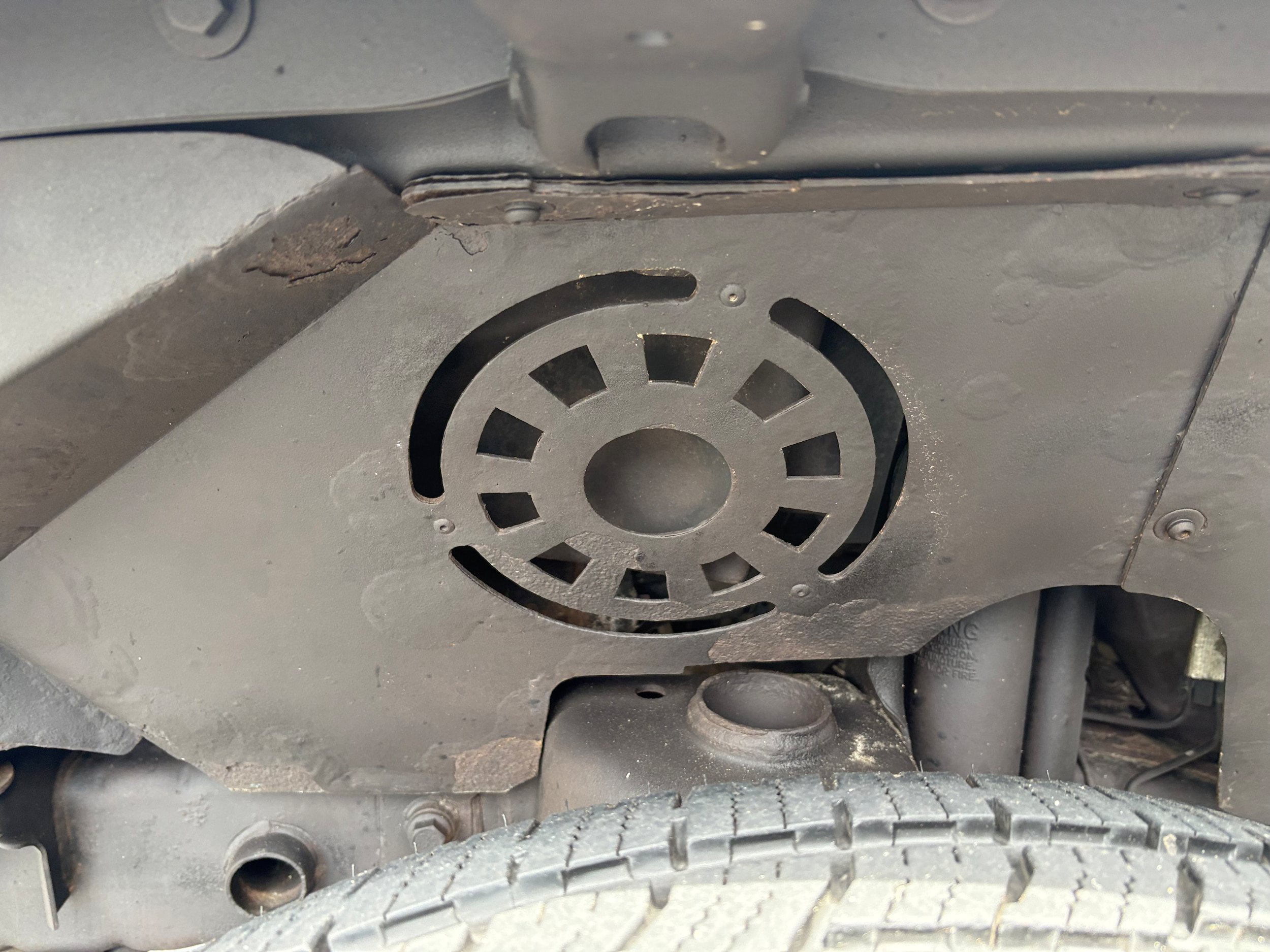 Used 2017 Jeep Wrangler Sahara AWD/4WD image 13