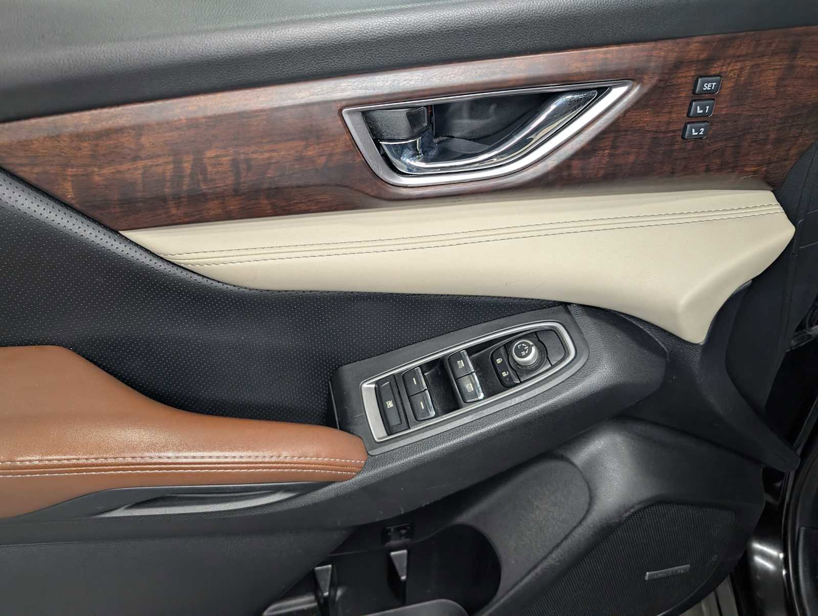 Used 2019 Subaru Ascent Touring w/ Popular Package #3 image 43