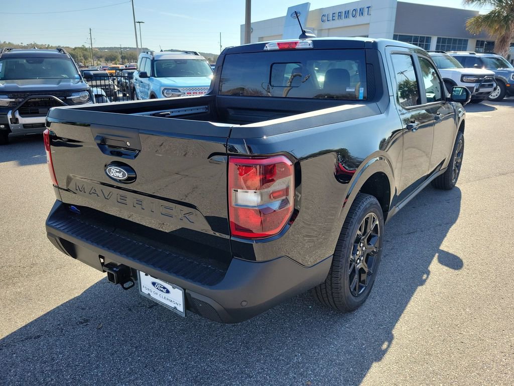 New 2026 Ford Maverick Lariat w/ Black Appearance Package image 5