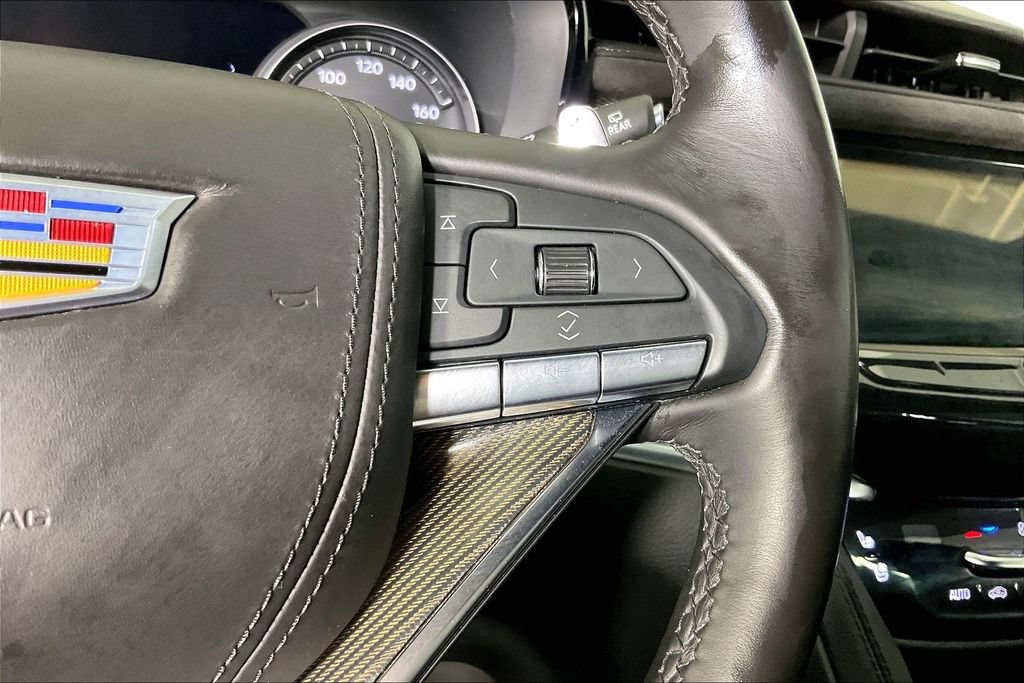 Used 2024 Cadillac XT6 Sport w/ Platinum Package AWD/4WD image 24