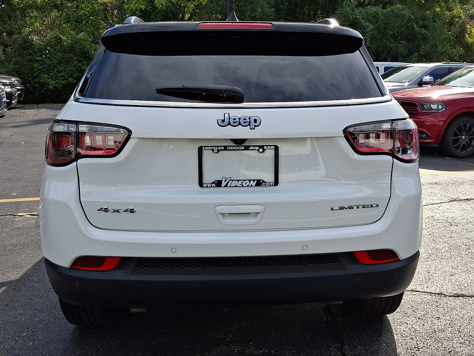 Certified 2025 Jeep Compass Limited AWD/4WD image 5