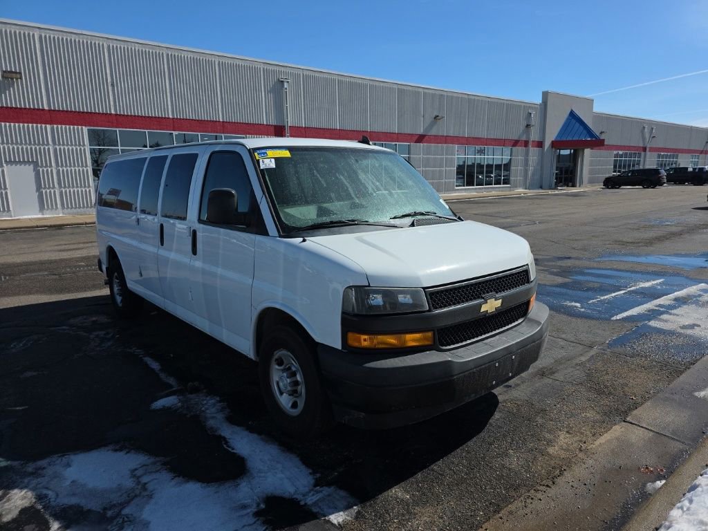 Used 2020 Chevrolet Express 3500 LS image 1