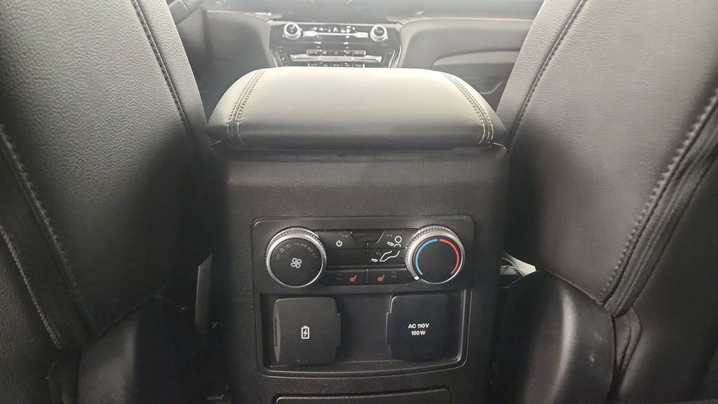 Used 2022 Ford Explorer Limited w/ Equipment Group 301A image 25