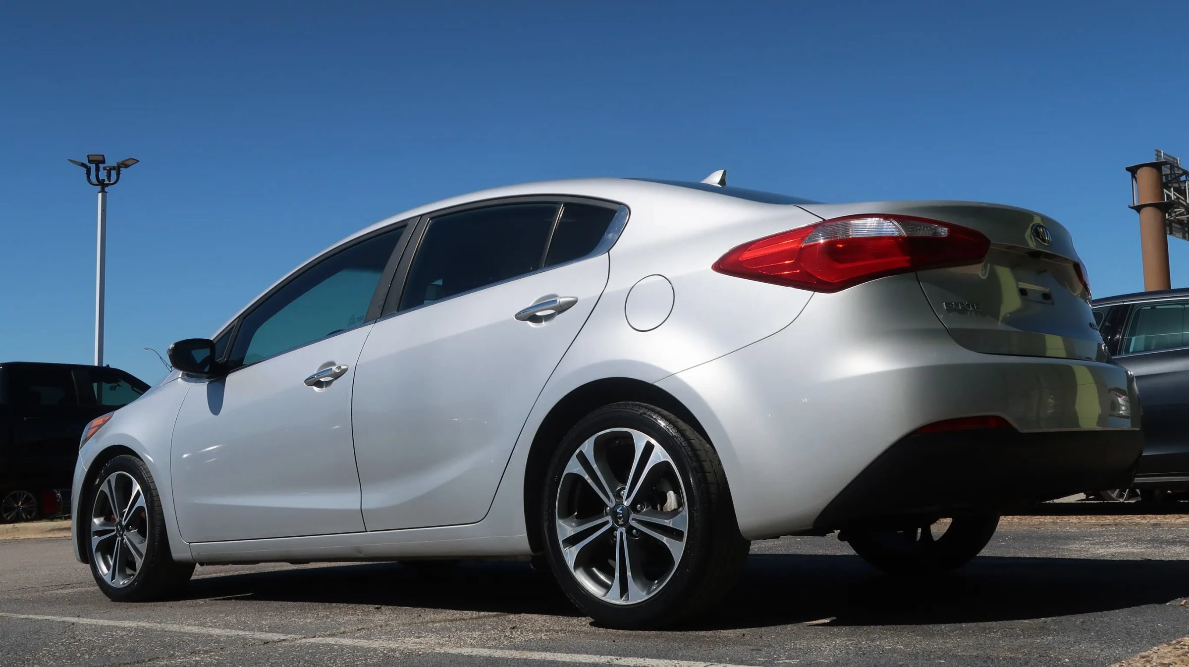 Used 2015 Kia Forte EX w/ UVO Package W/17" Alloys FWD image 13