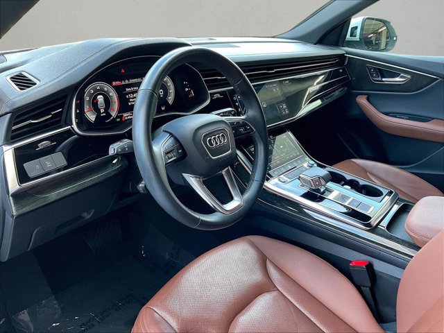 Used 2023 Audi Q8 Premium Plus w/ Premium Plus Package AWD/4WD image 14