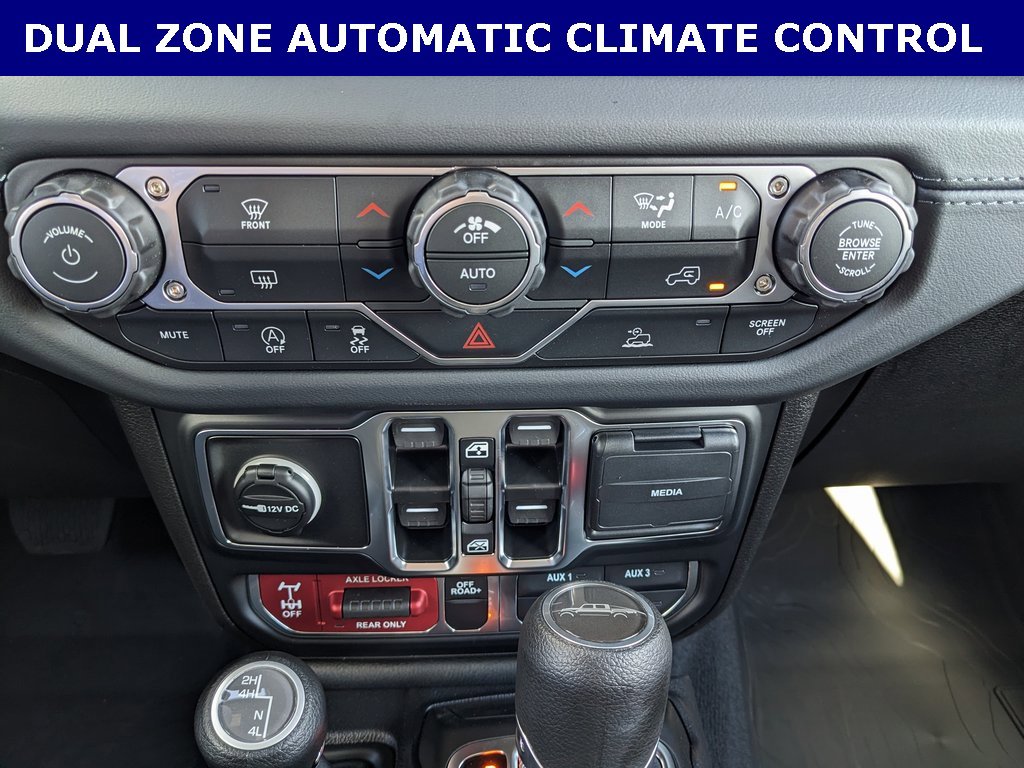 New 2026 Jeep Gladiator Mojave image 14