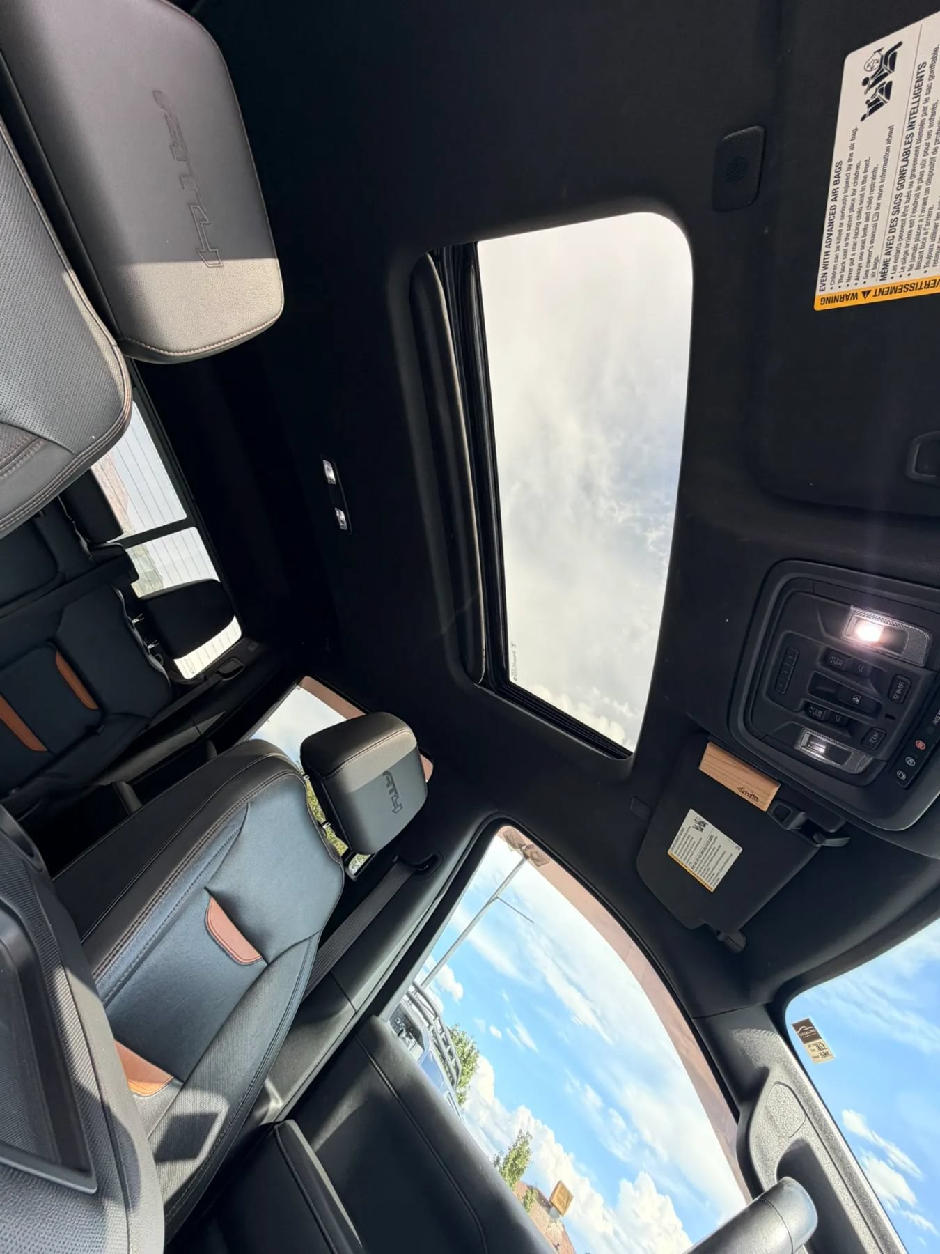 Used 2020 GMC Sierra 1500 AT4 w/ AT4 Premium Package AWD/4WD image 27