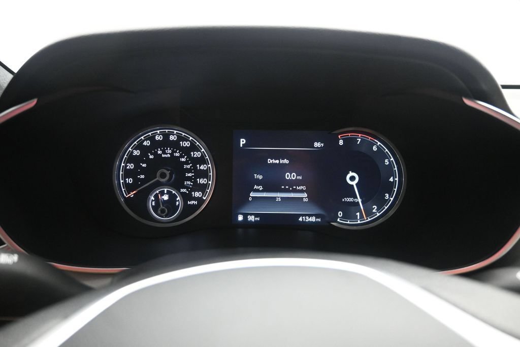 Used 2022 Genesis G70 3.3T RWD image 14