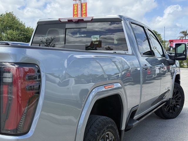 Used 2024 GMC Sierra 2500 AT4 w/ AT4 Premium Plus Package AWD/4WD image 8