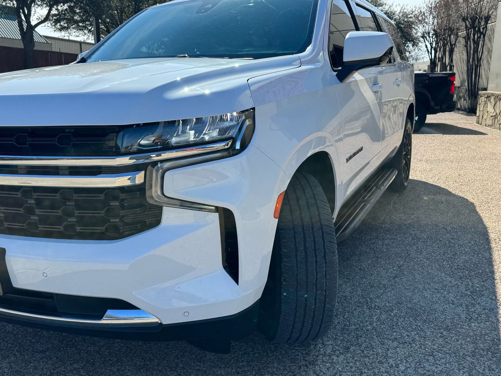 Used 2022 Chevrolet Suburban LS AWD/4WD image 3
