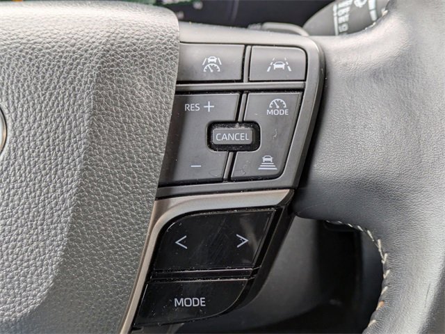 Used 2025 Toyota Camry SE image 27