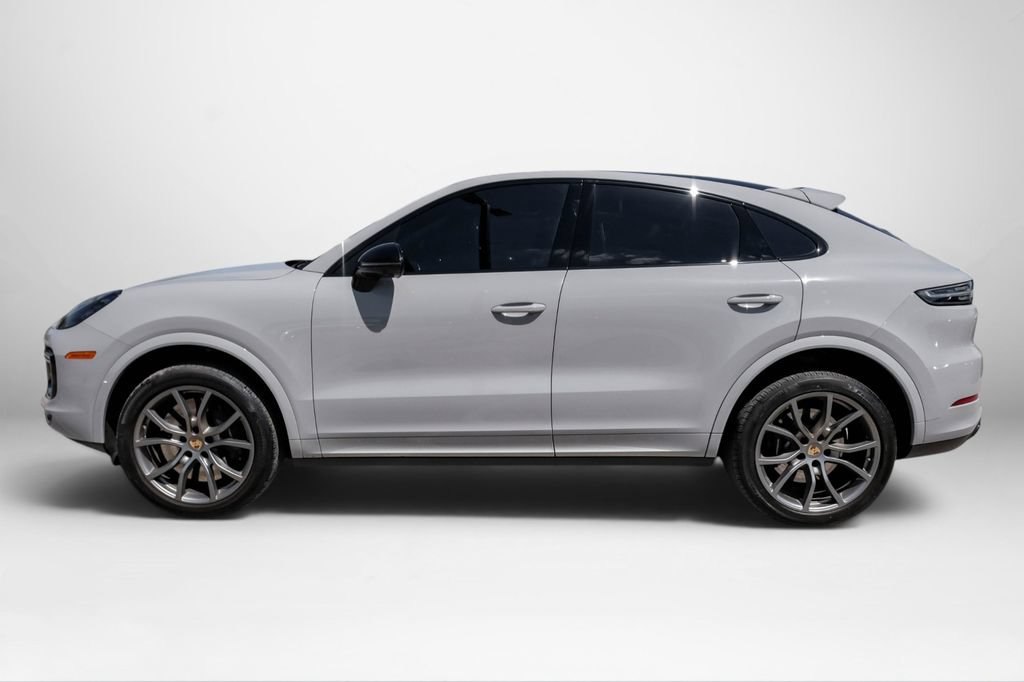 Used 2023 Porsche Cayenne Turbo AWD/4WD image 9