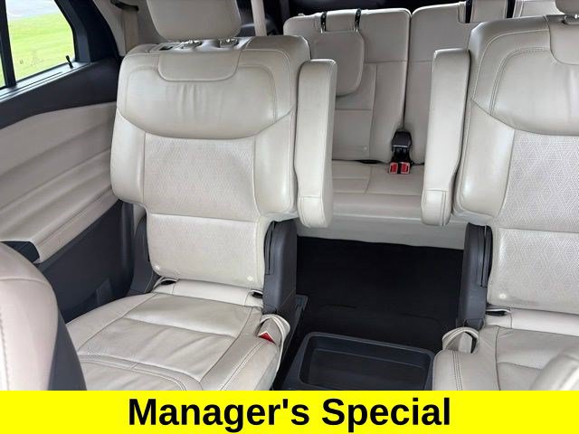 Used 2020 Ford Explorer Platinum w/ Premium Technology Package AWD/4WD image 33