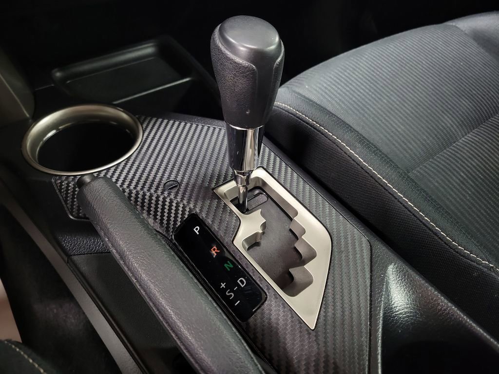 Used 2014 Toyota RAV4 XLE image 21