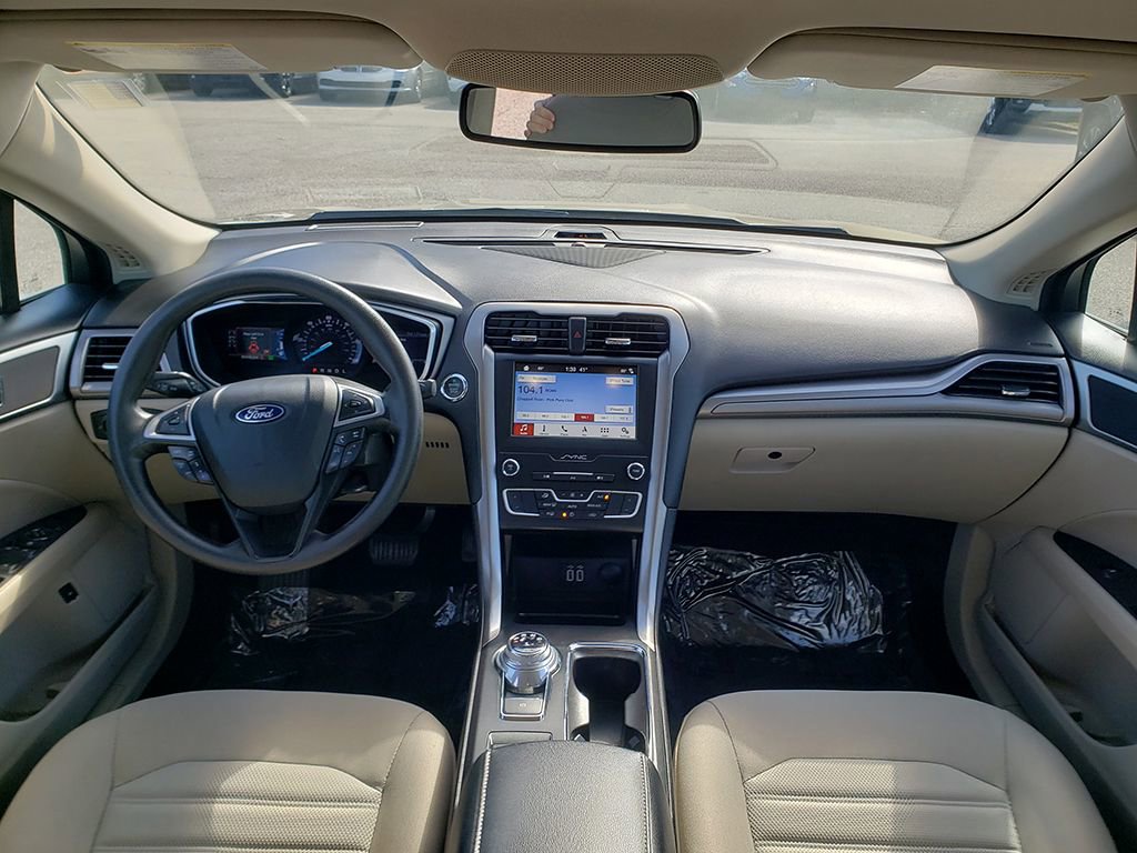 Certified 2019 Ford Fusion SE image 13