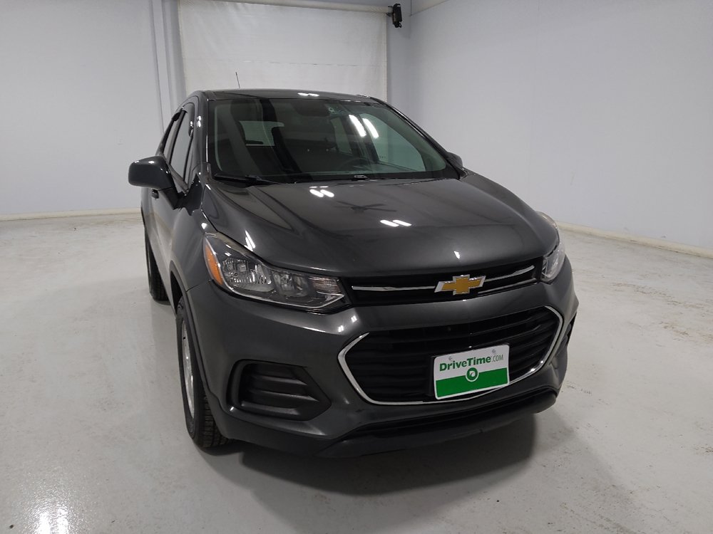 Used 2020 Chevrolet Trax LS w/ Tint and Cruise Package AWD/4WD image 14