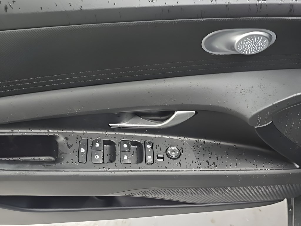 New 2026 Hyundai Elantra SE FWD image 11