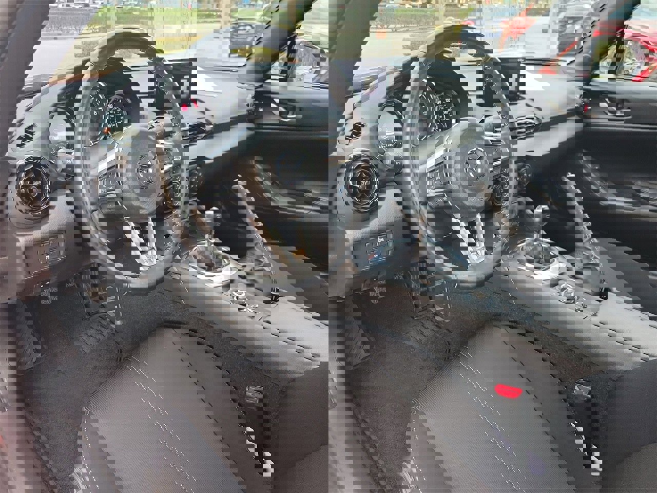 Used 2024 MAZDA MX-5 Miata Sport image 11