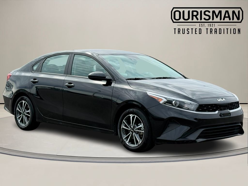 Used 2024 Kia Forte LXS image 1