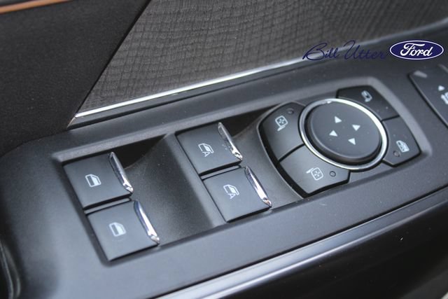 Used 2023 Ford F250 Platinum AWD/4WD image 22
