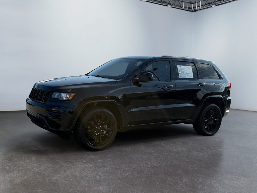 Used 2021 Jeep Grand Cherokee Laredo X AWD/4WD image 7