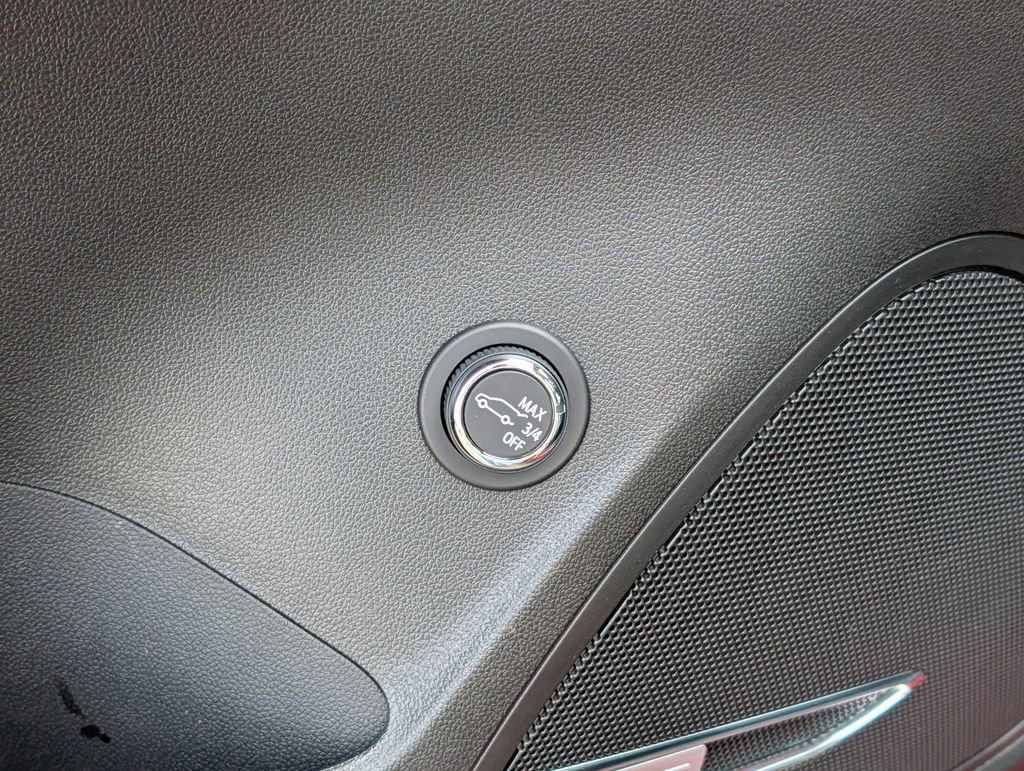 New 2025 Buick Envision Sport Touring image 12