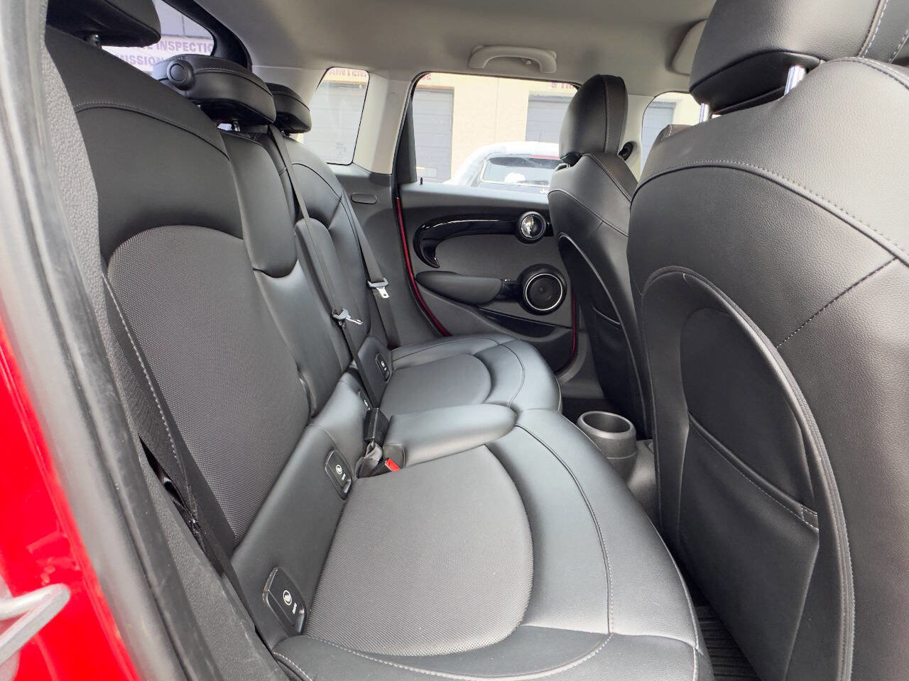 Used 2015 MINI Cooper S image 12