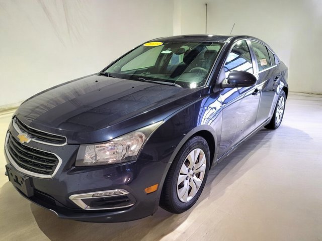 Used 2015 Chevrolet Cruze LT image 11
