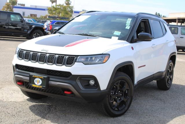 Used 2024 Jeep Compass Trailhawk AWD/4WD image 10