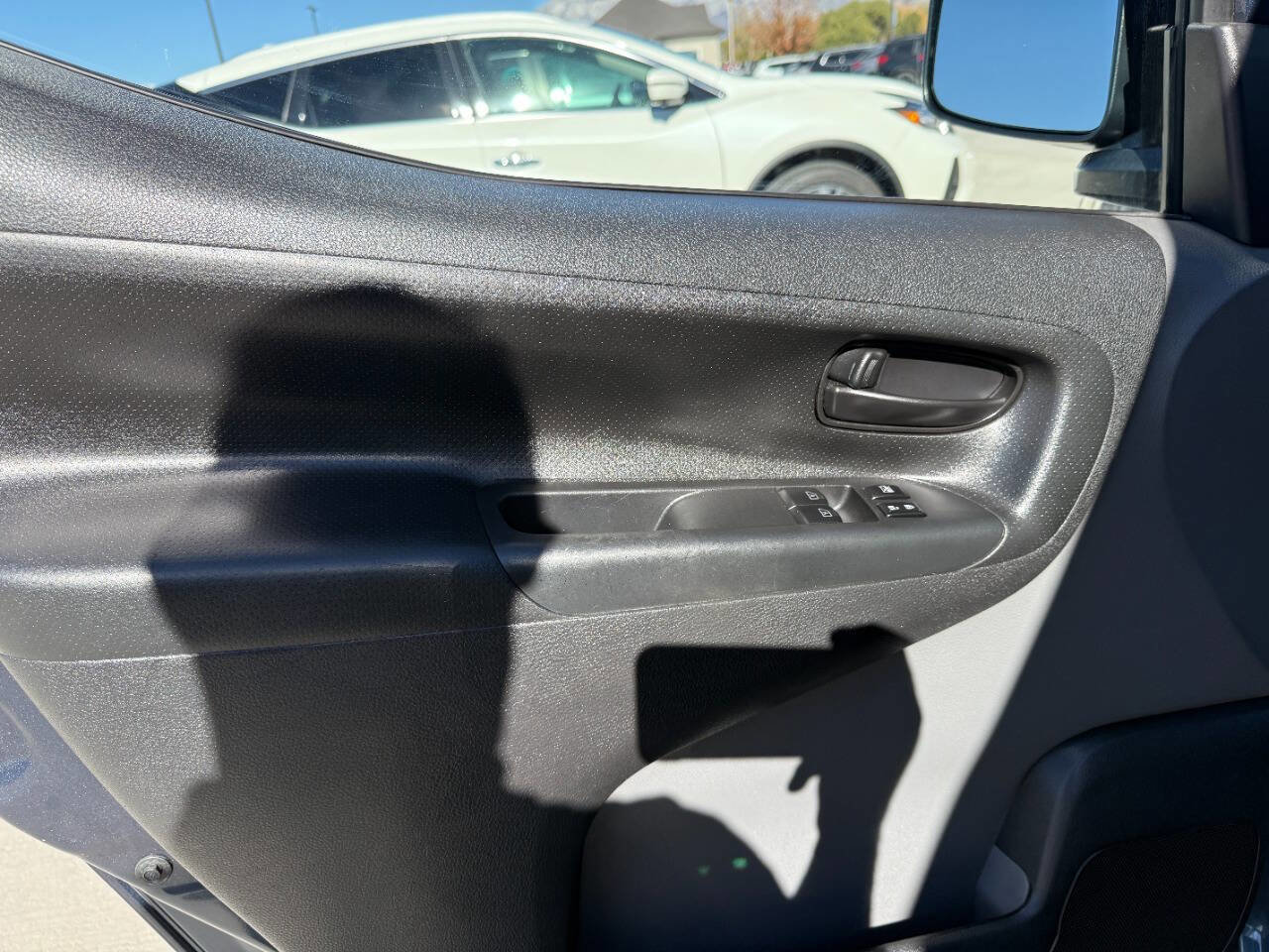 Used 2017 Chevrolet City Express LT w/ Technology Package image 26