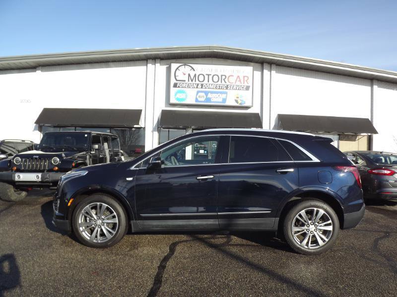 Used 2021 Cadillac XT5 Premium Luxury w/ LPO, Floor Liner Package image 2