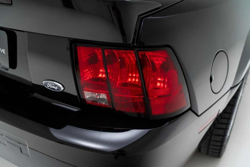 Used 2004 Ford Mustang Cobra RWD image 41