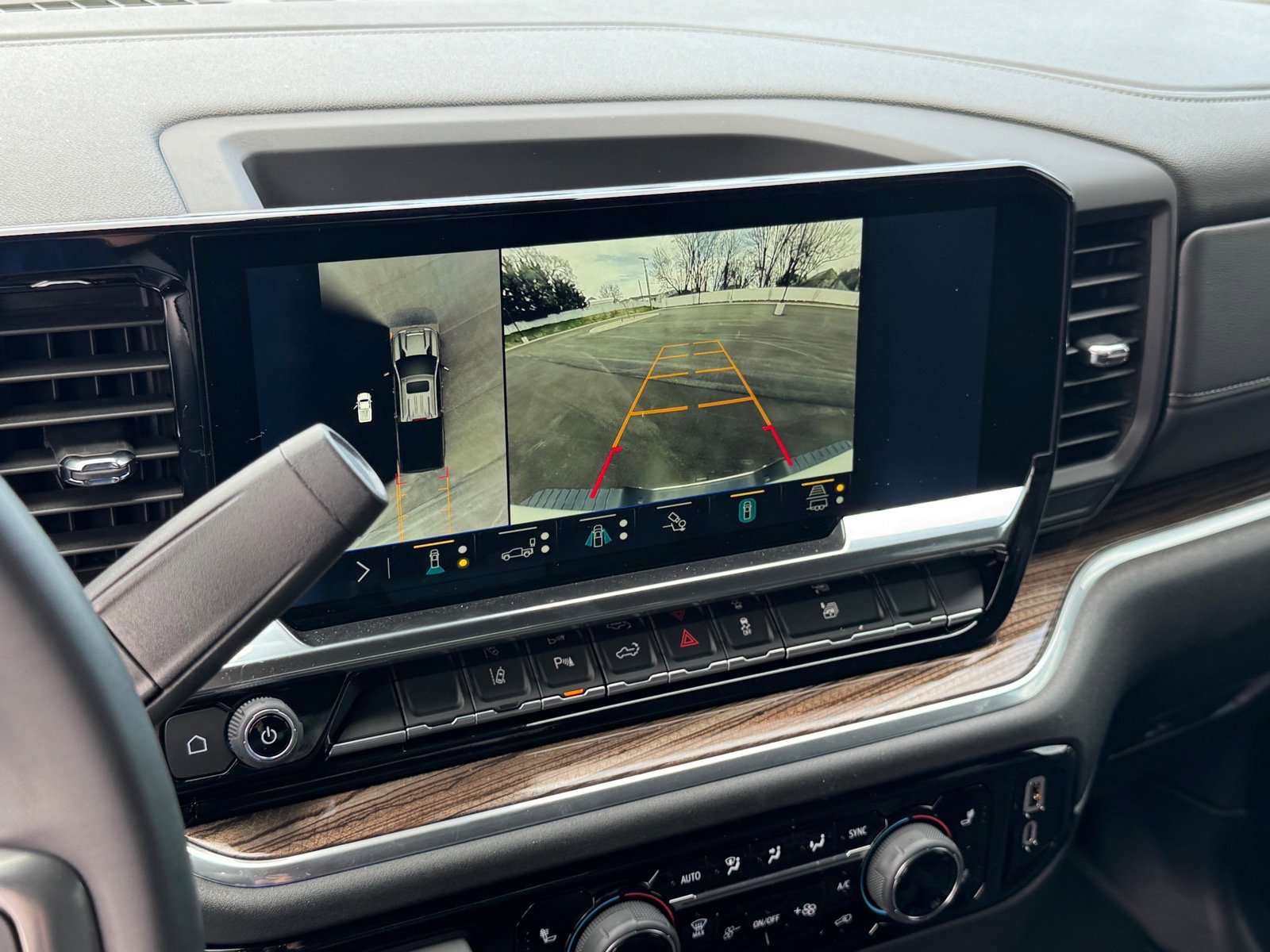 Used 2025 Chevrolet Silverado 2500 LT w/ All Star Edition image 25