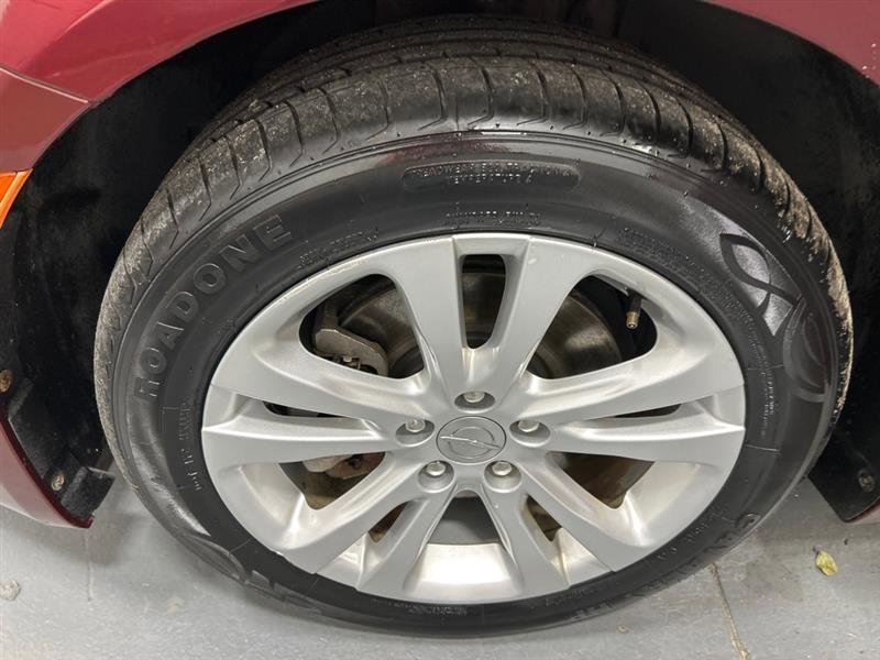 Used 2015 Chrysler 200 Limited w/ Convenience Group image 15