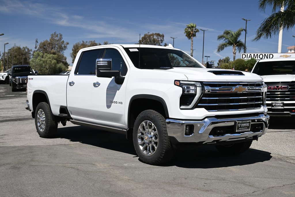 New 2026 Chevrolet Silverado 3500 LTZ w/ LTZ Premium Package image 2