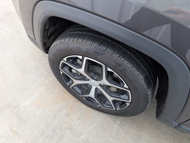 Used 2024 Jeep Compass Limited image 7