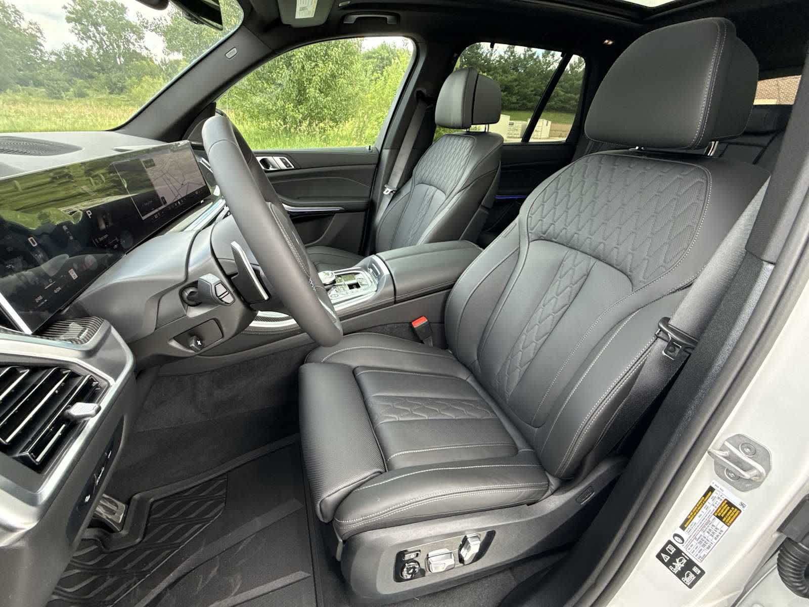 New 2026 BMW X5 M60i AWD/4WD image 17