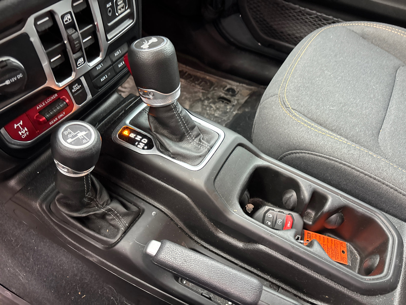 Used 2024 Jeep Wrangler Willys image 22