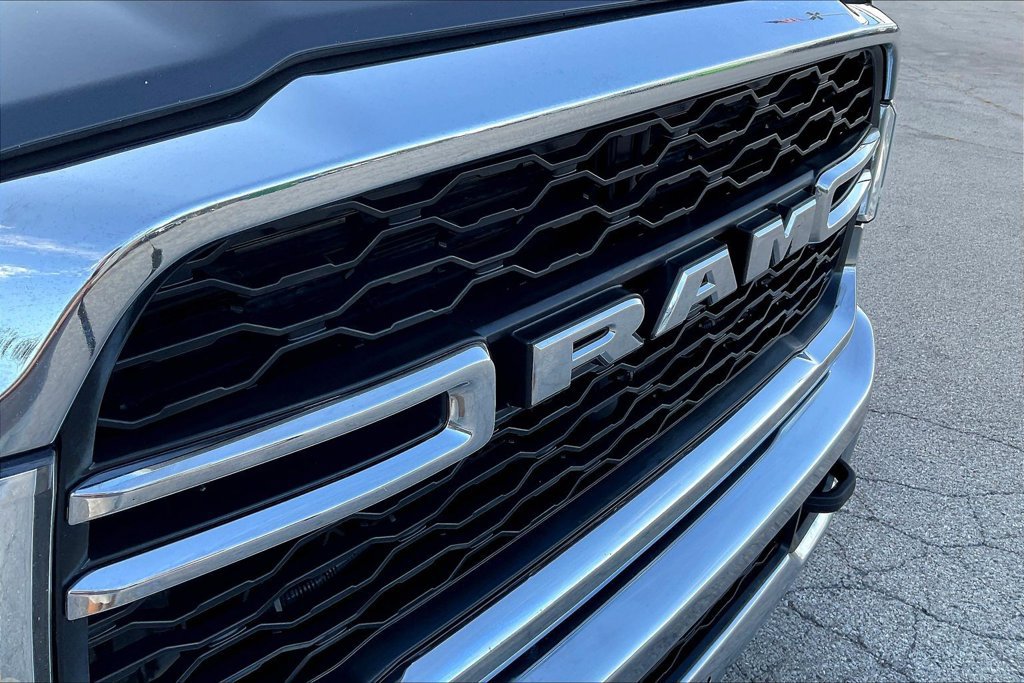 Used 2024 RAM 3500 Tradesman w/ Chrome Appearance Group AWD/4WD image 26