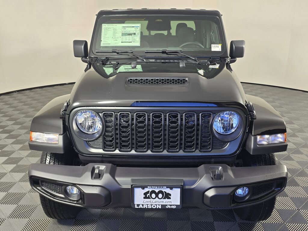 New 2026 Jeep Gladiator Sport image 9