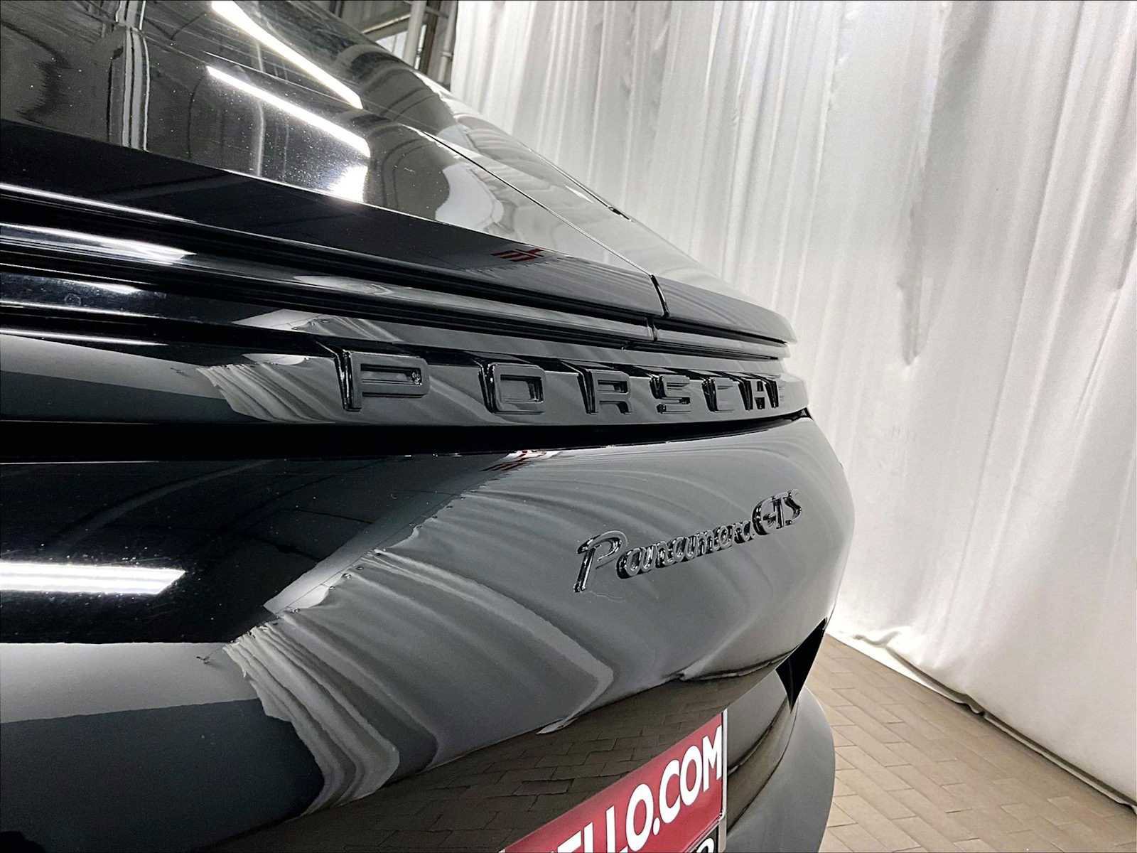 Used 2019 Porsche Panamera GTS image 32