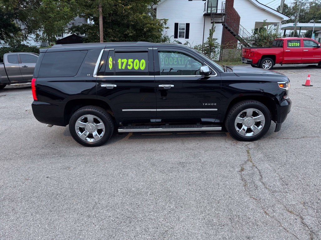 Used 2018 Chevrolet Tahoe LT w/ LT Signature Package AWD/4WD image 4