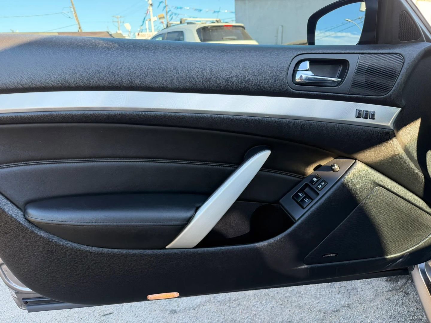 Used 2013 INFINITI G37 Sport image 9