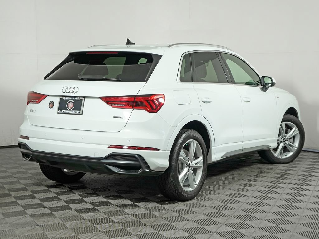 Used 2021 Audi Q3 2.0T Premium w/ Convenience Package image 7