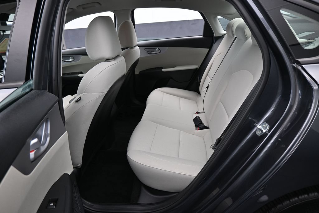 Used 2023 Kia Forte LXS FWD image 25