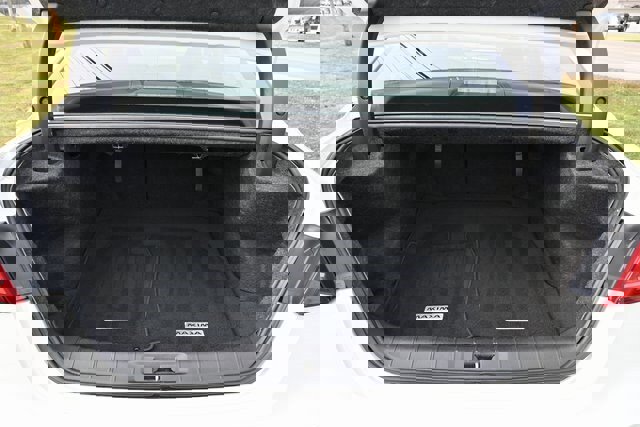 Used 2016 Nissan Maxima SR w/ Midnight Edition image 22